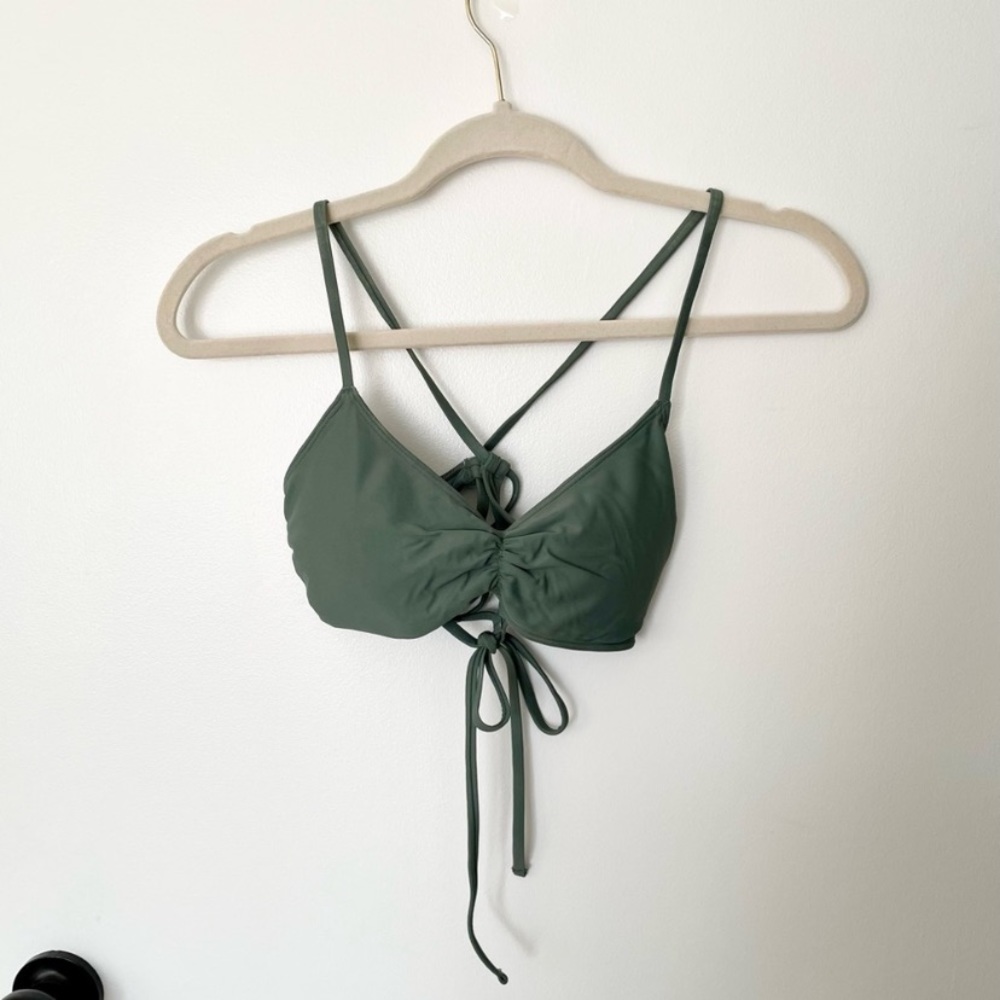 Aerie green scoop tie bikini top size M